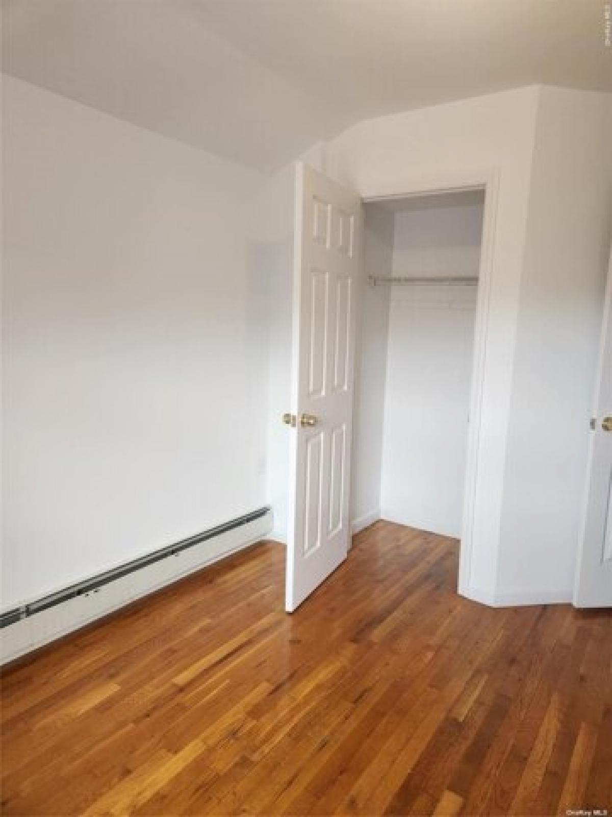 Picture of Home For Rent in Glendale, New York, United States