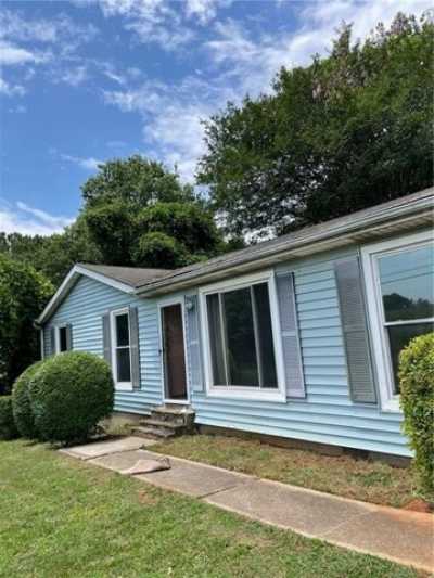 Home For Sale in Snellville, Georgia