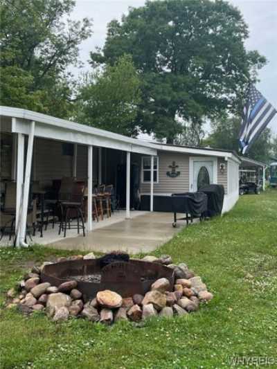 Home For Sale in Angola, New York
