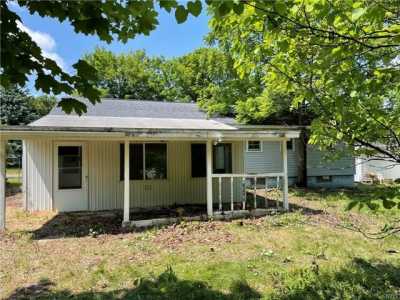 Home For Sale in Syracuse, New York