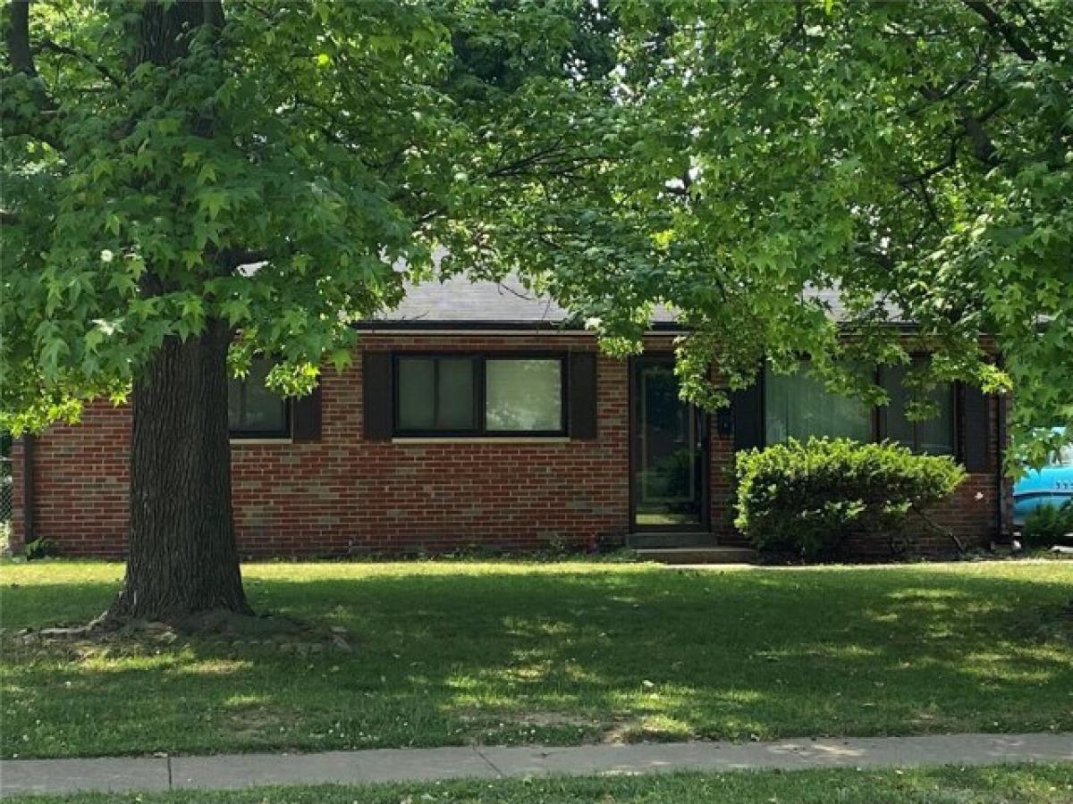 Picture of Home For Sale in Belleville, Illinois, United States