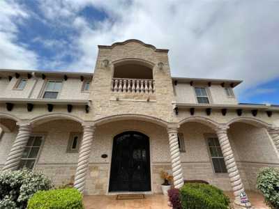 Home For Sale in Richardson, Texas