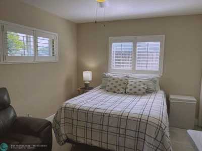 Home For Rent in Oakland Park, Florida