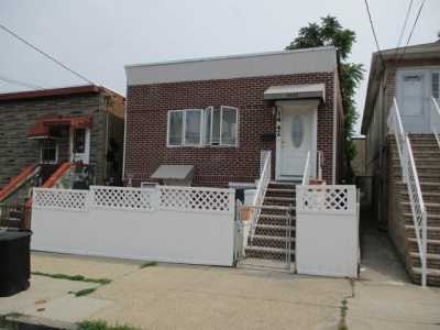 Home For Sale in North Bergen, New Jersey