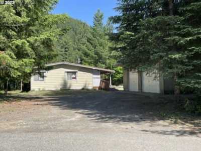 Home For Sale in Carson, Washington