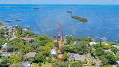 Home For Sale in Palm Harbor, Florida