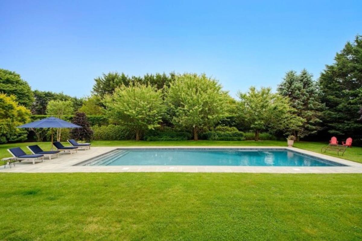 Picture of Home For Sale in Sagaponack, New York, United States