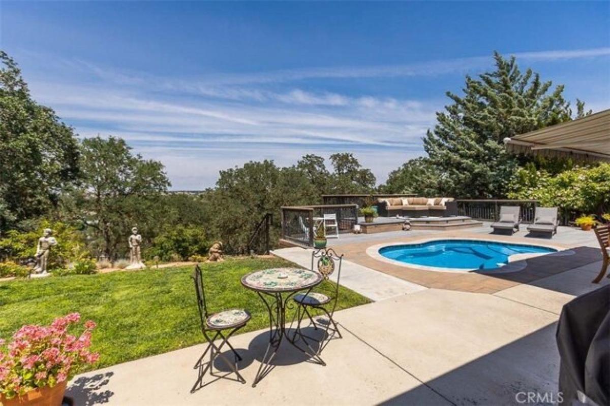 Picture of Home For Sale in Paso Robles, California, United States