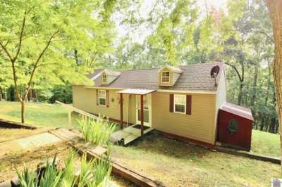Home For Sale in Eddyville, Kentucky