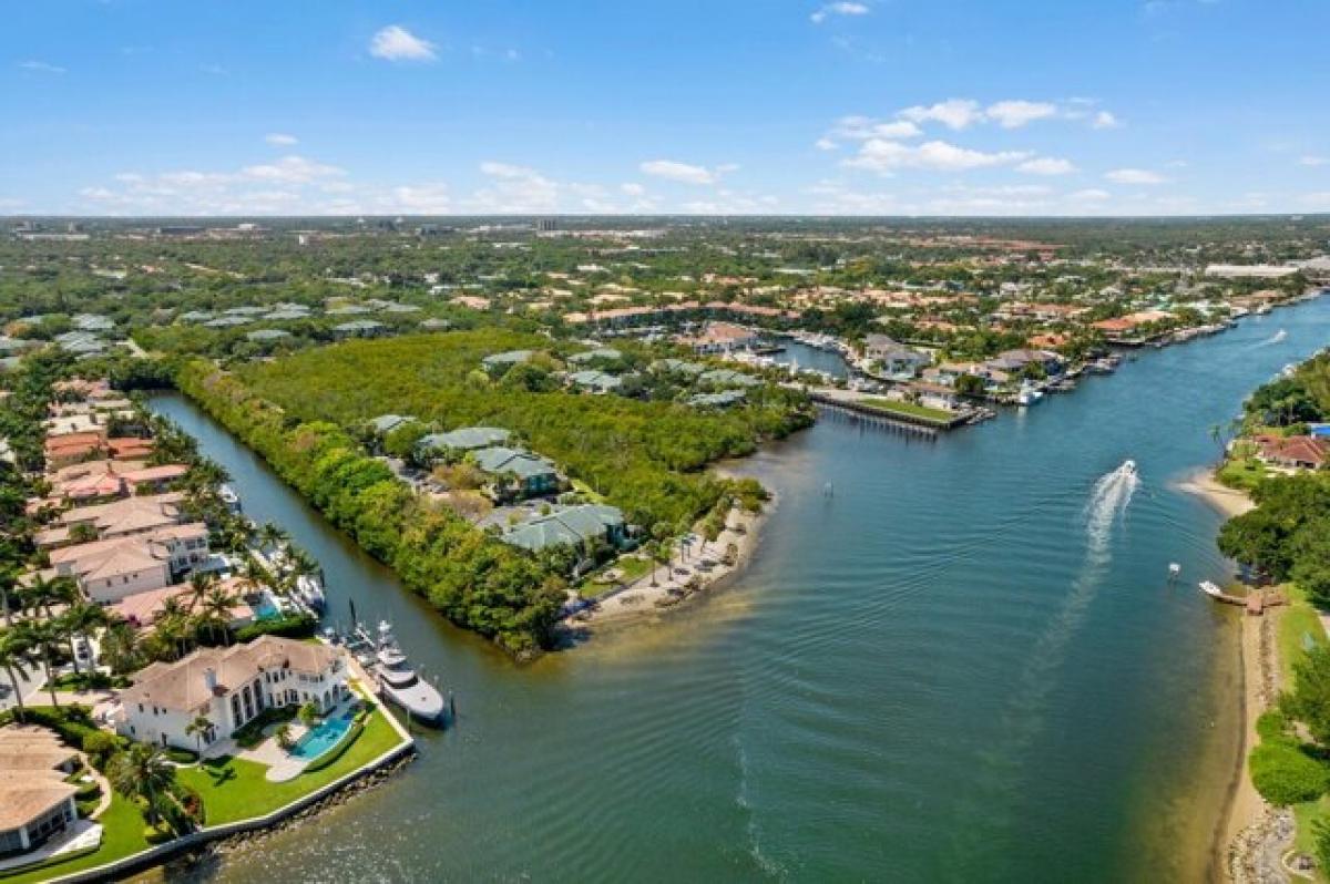 Picture of Home For Sale in North Palm Beach, Florida, United States