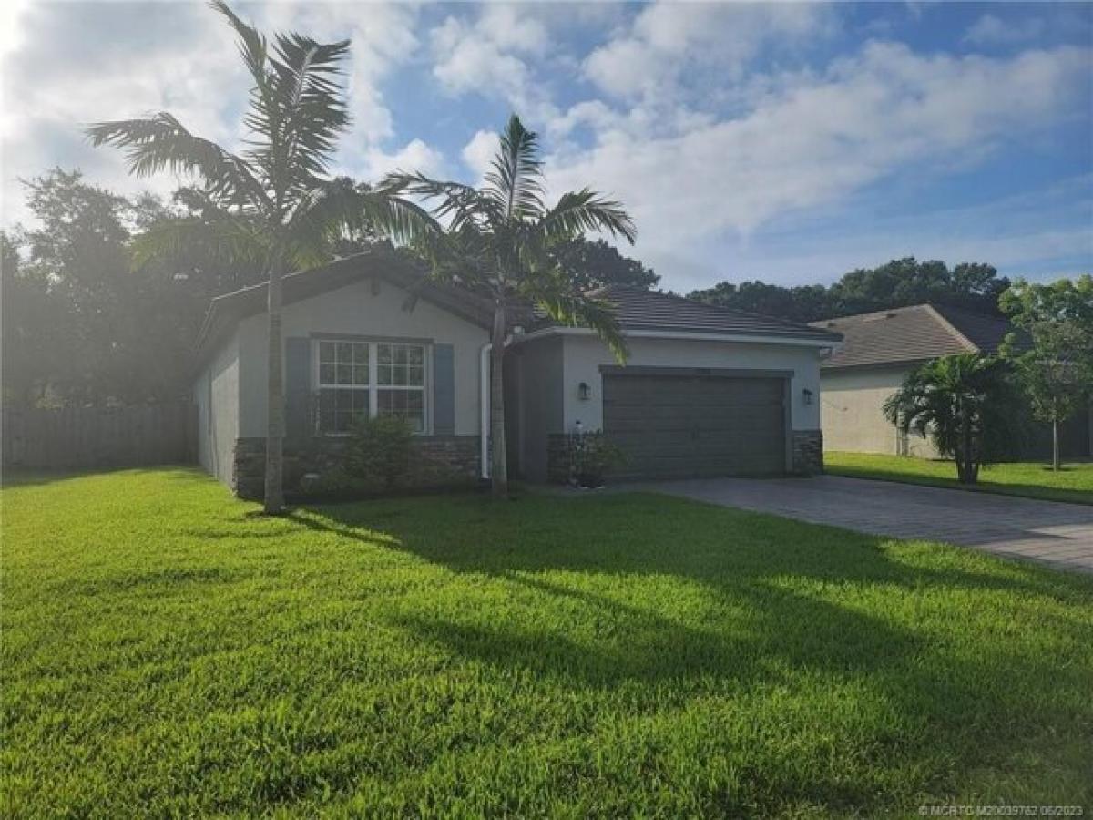 Picture of Home For Sale in Palm City, Florida, United States