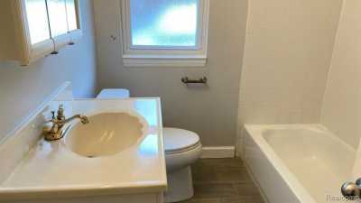 Home For Sale in Madison Heights, Michigan