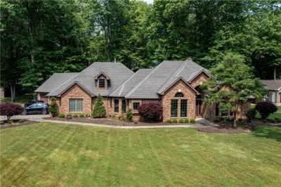 Home For Sale in Hermitage, Pennsylvania