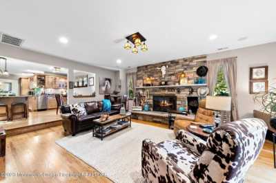 Home For Sale in Wall, New Jersey