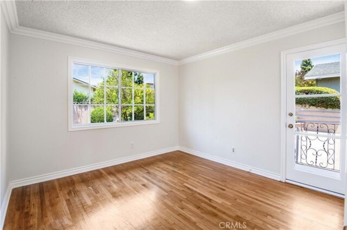 Picture of Home For Sale in Long Beach, California, United States