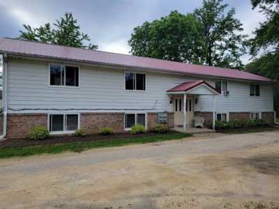 Home For Sale in Leaf River, Illinois