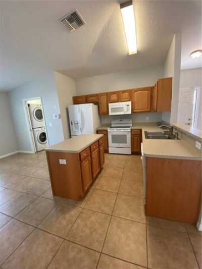 Home For Rent in Dade City, Florida