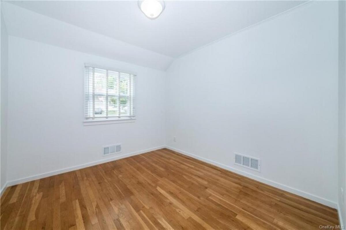 Picture of Home For Rent in Port Chester, New York, United States