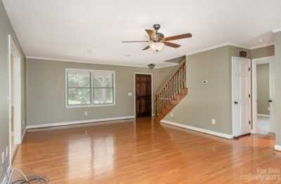Home For Sale in Mount Pleasant, North Carolina