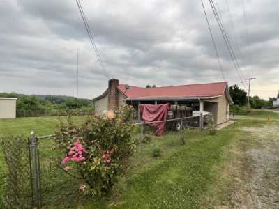 Home For Sale in Chesapeake, Ohio