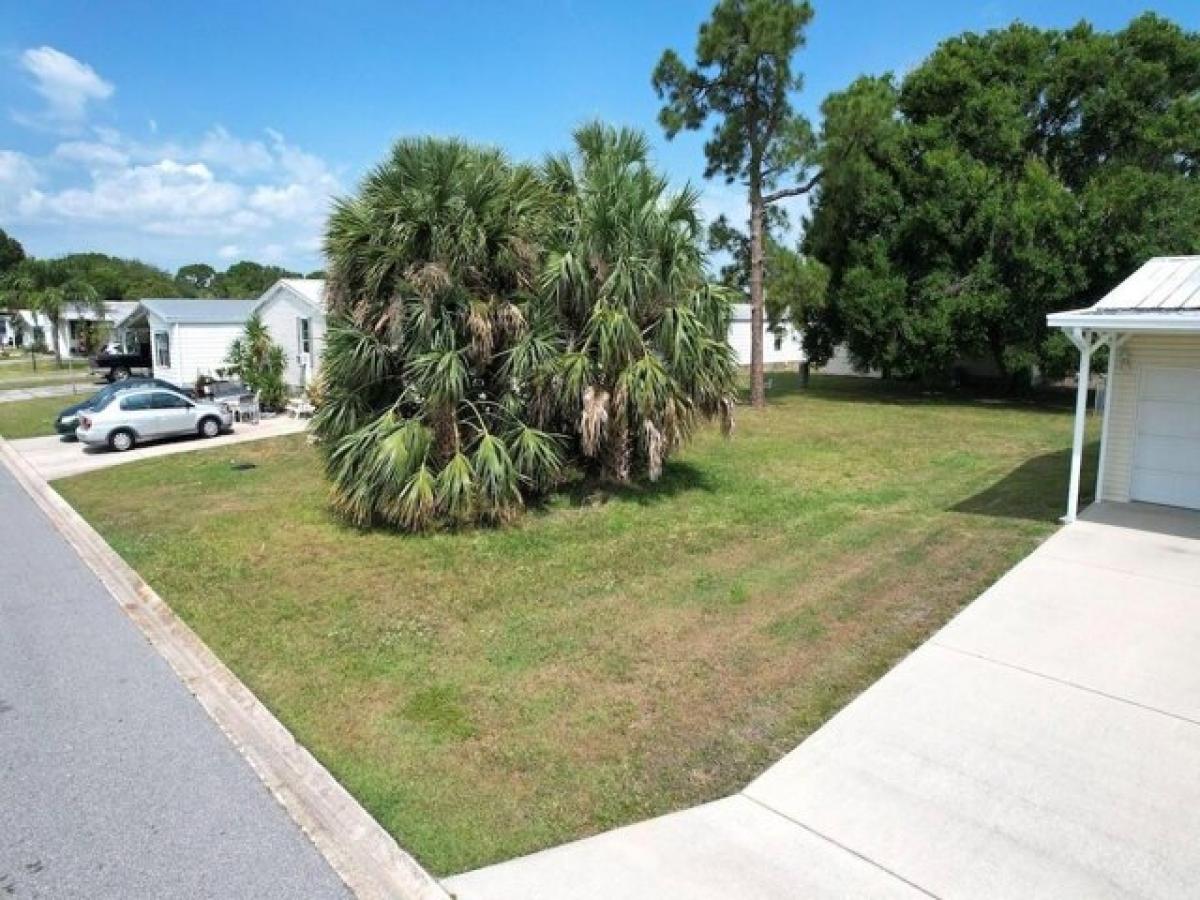 Picture of Residential Land For Sale in Barefoot Bay, Florida, United States