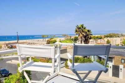 Home For Rent in Playa del Rey, California