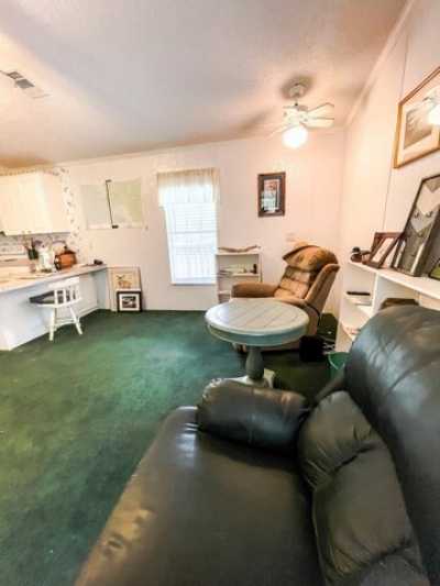 Home For Sale in Suwannee, Florida