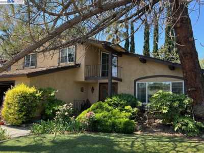 Home For Sale in Pleasanton, California