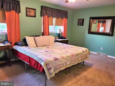 Home For Sale in Waynesboro, Pennsylvania