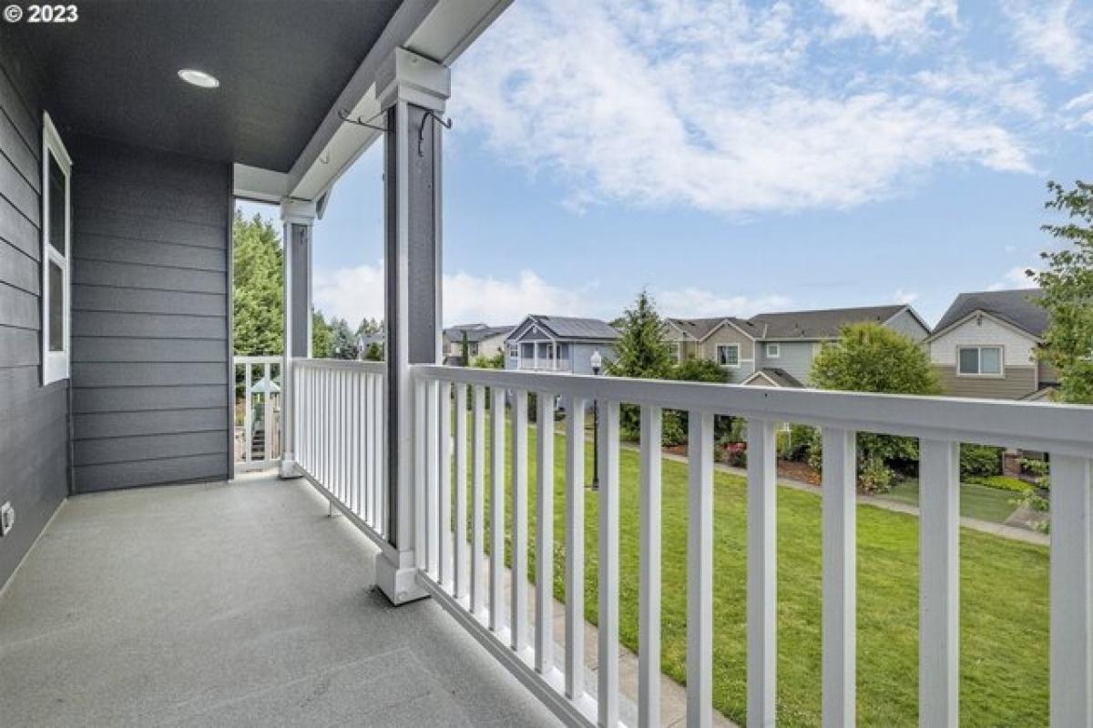 Picture of Home For Sale in Hillsboro, Oregon, United States
