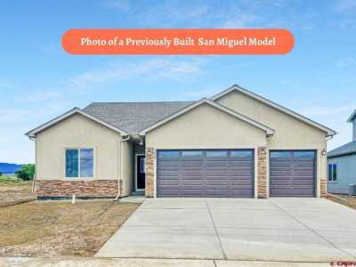 Home For Sale in Montrose, Colorado