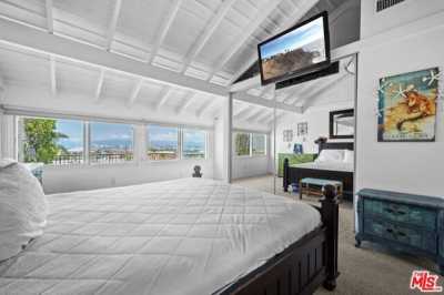 Home For Rent in Playa del Rey, California